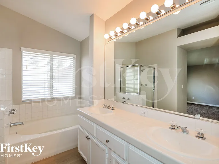 277 Fairbrook Dr — Photo 13