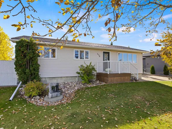 478 Paquin St, Sturgeon County, AB T8R 1P2