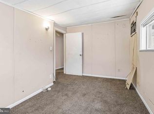 838 W Pine St, Coal Township, PA 17866