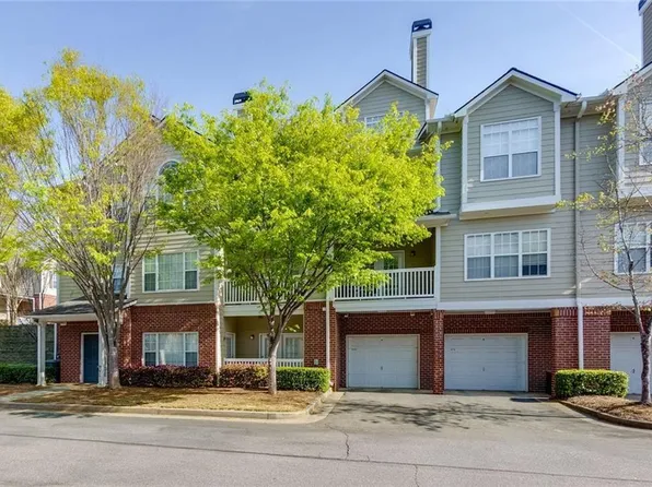 8020 Woodland Ln, Alpharetta, GA 30009