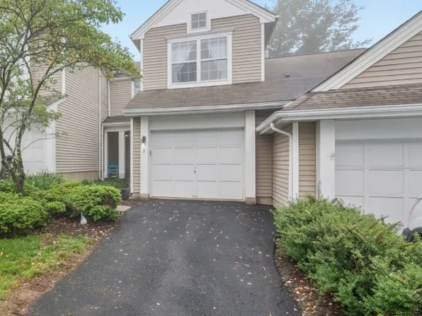 9 Mahogany Way, Randolph Twp., NJ 07869