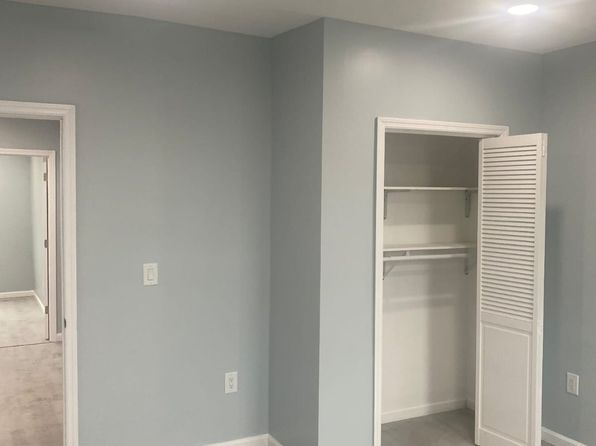 138 Tappan St Floor 2