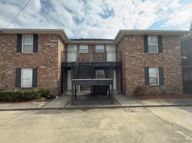 2900 Clermont St, New Orleans, LA
