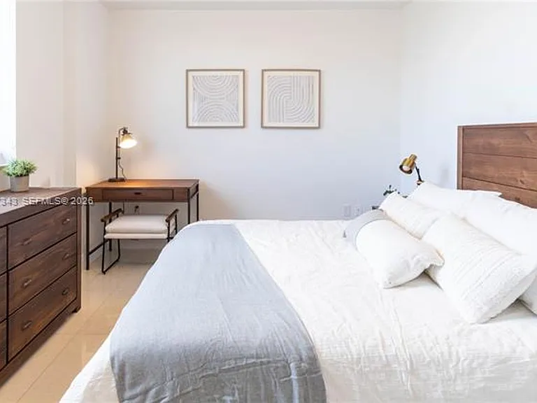 18800 NE 29th Ave #614 — Photo 33