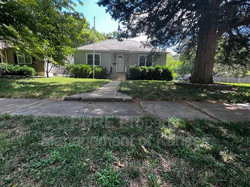 1st image of 1246 SW High Ave