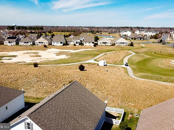 3rd image of 24890 Magnolia Cir