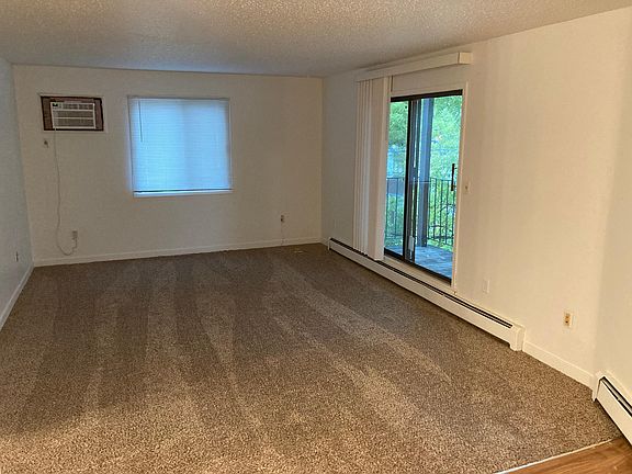 3rd image of 3300 Minnehaha Ave