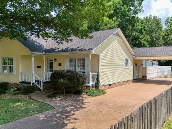 830 Stonewall St, Mc Kenzie, TN 38201