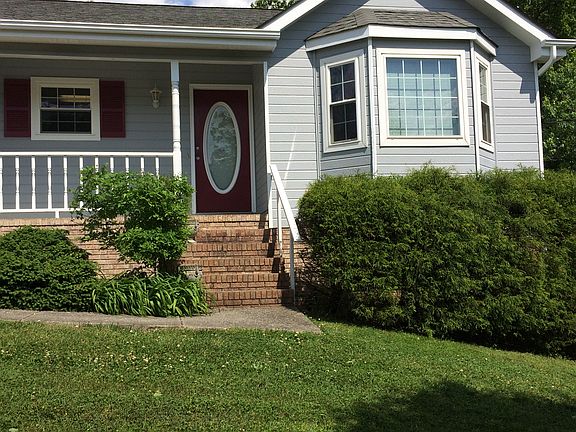 2nd image of 54 Oakview Dr