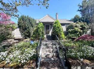 1928 NE 64th Ave, Portland, OR 97213