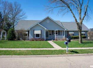 1011 N Stanley Dr, Chillicothe, IL 61523
