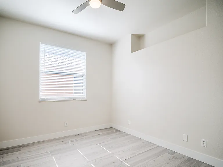 14854 Toscana Way — Photo 16