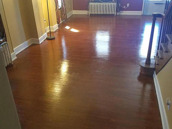 4th image of 229 Madison St