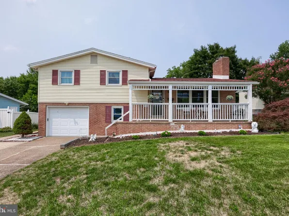 4508 Coventry Rd, Harrisburg, PA 17109