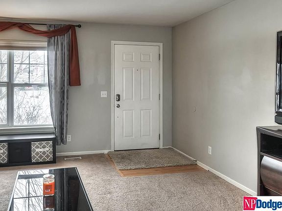 4th image of 16114 Willow St
