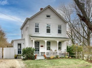 225 Monsell Pl, Greenport, NY 11944