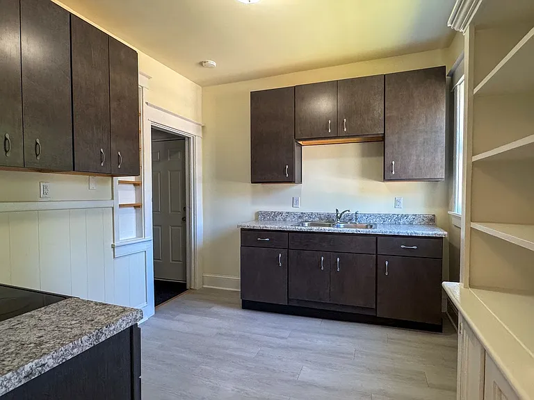 1014 Hamilton Ave — Photo 9