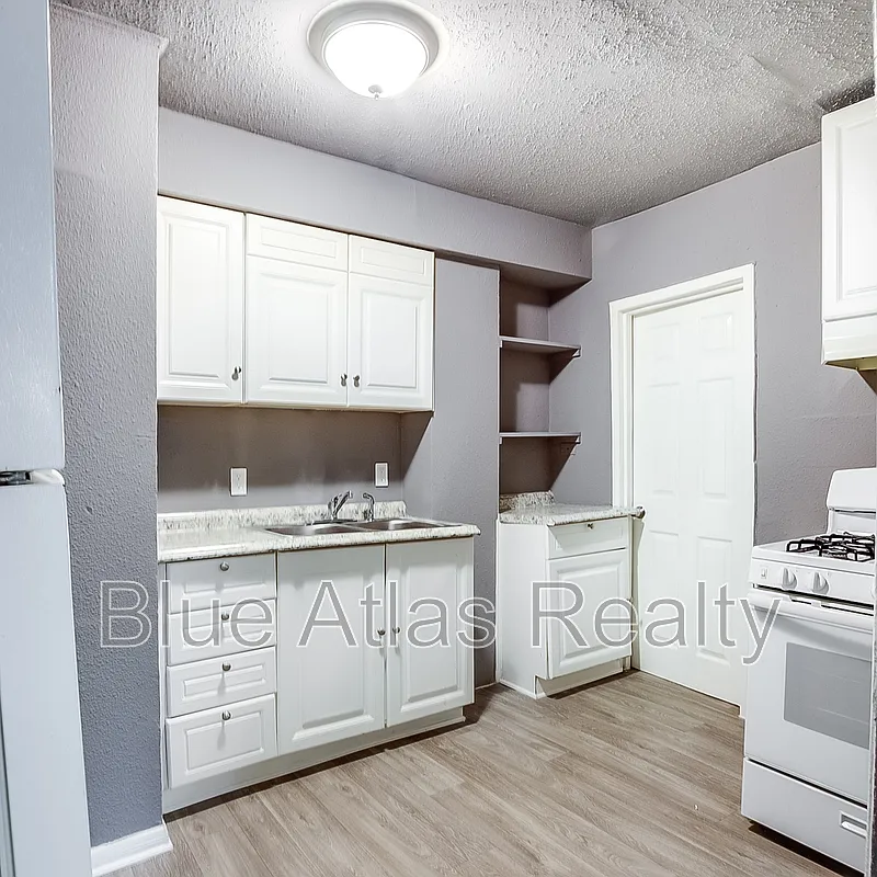 1 bed, 1.0 bath, 580 sqft, $795 — Photo 3