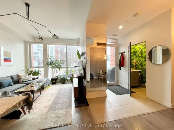 55 Regent Park Blvd #116, Toronto, ON M5A 0C2