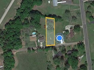 106 Brick Plant St, Henderson, TX 75652