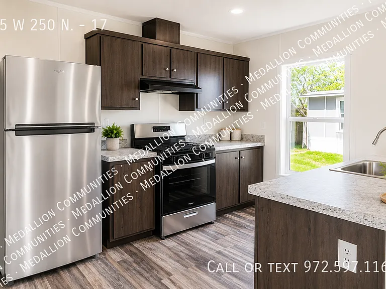 75 W 250 N #17 — Photo 3