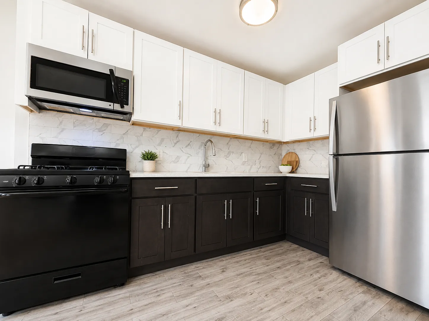 2 bed, $2,300 — Photo 3