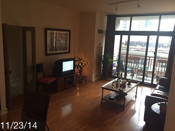 3rd image of 1322 S Prairie Ave #G252