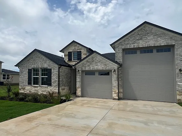 246 Great Northern Dr, Cedar Creek, TX 78612