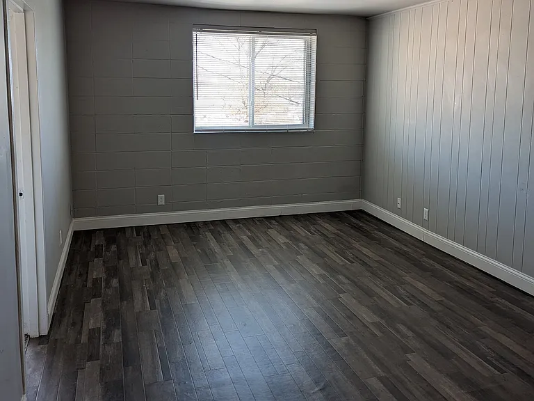 Campus View Apartments — Photo 15