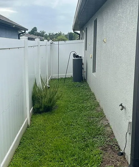 216 Heritage Park Ln — Photo 17