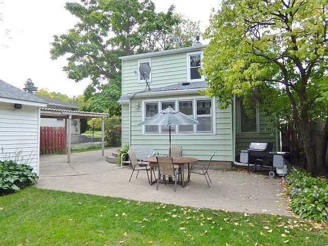 1st image of 1142 Charlton St