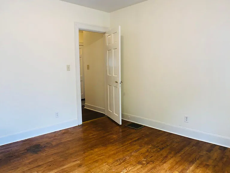 3718 Oweda Ter — Photo 14