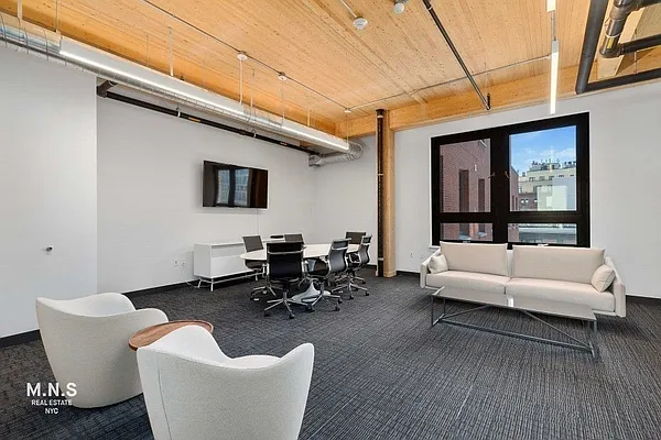 Rented by MNS | media 22