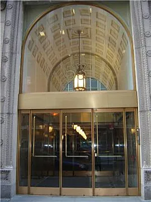 Rented by The World Wide Group | media 18