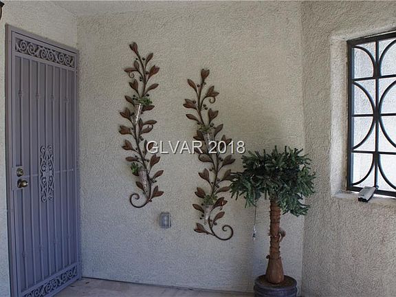 3rd image of 668 Holland Heights Ave