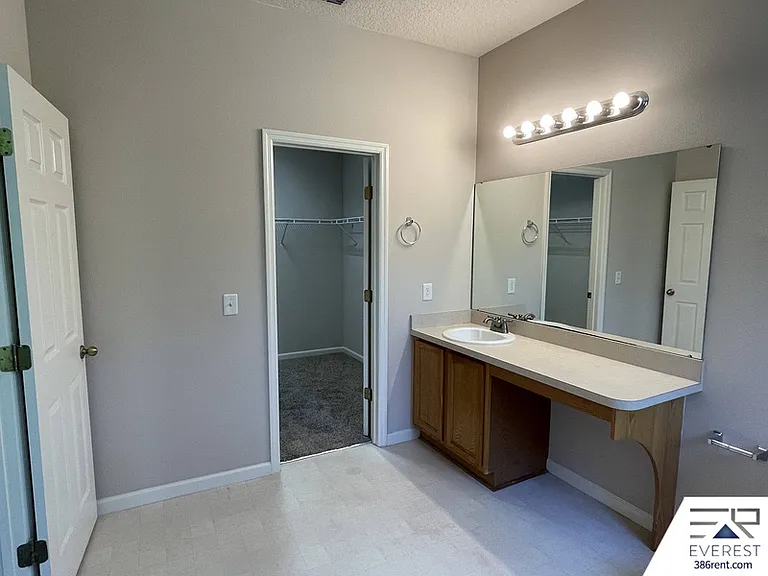 2 Roxboro Dr — Photo 28