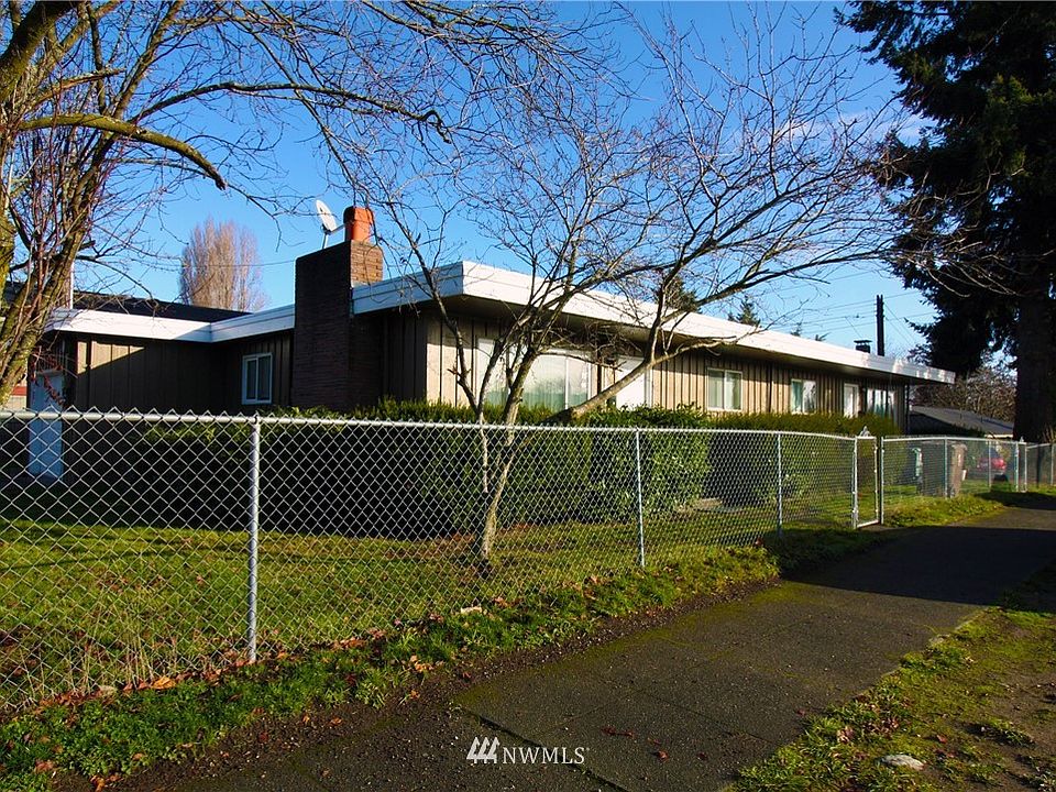 1st image of 1561 to 1563 S 35th Street