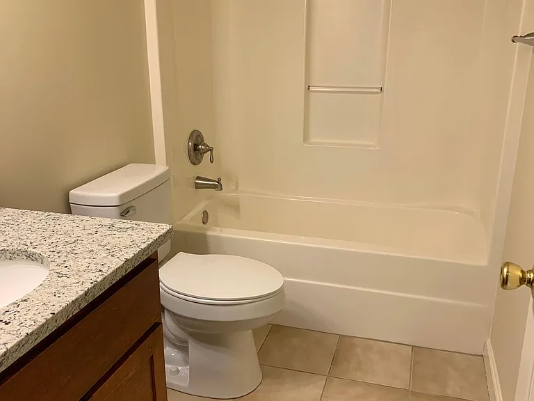 133 River Oaks Cir — Photo 8