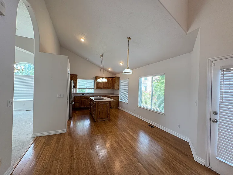 428 N 1200 E — Photo 26