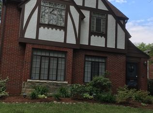 2711 Cheltenham Rd, Toledo, OH 43606