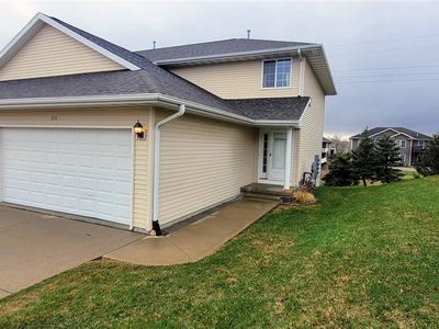 3731 Stoney Point Rd SW, Cedar Rapids, IA, 52404