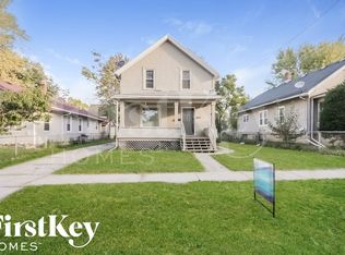 804 Fulton St, Aurora, IL 60505