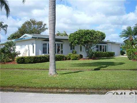 1st image of 1440 SE San Souci Ln