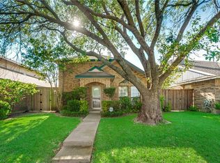 1225 Old Barn Ln, Mesquite, TX