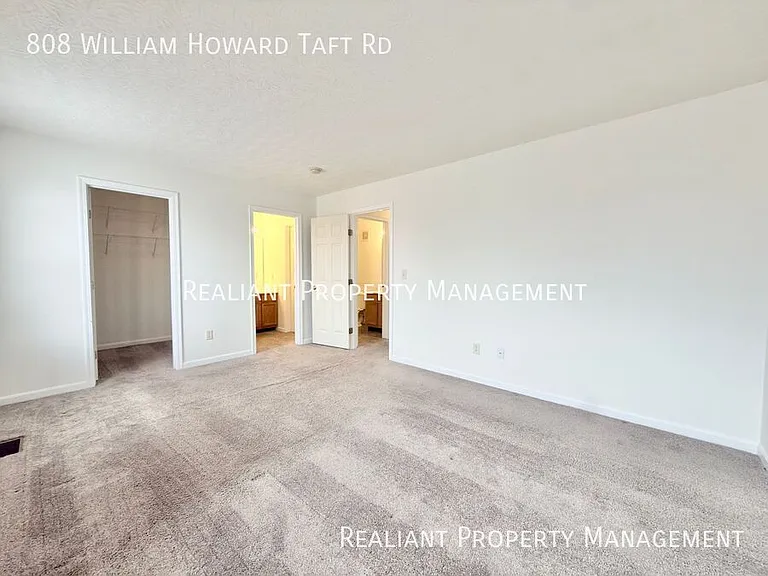 808 William Howard Taft Rd — Photo 15