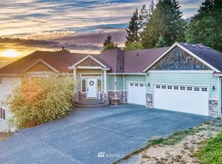 1860 SE Cypress Dr, Chehalis, WA 98532