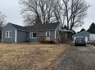 129 E South St, Durand, IL 61024