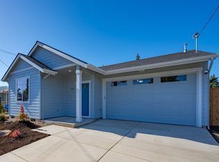 306 19th St, Springfield, OR 97477