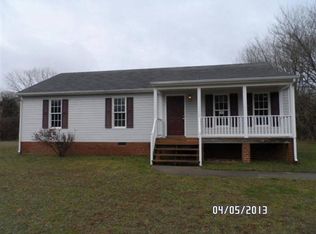 267 Manquin Dr, Aylett, VA 23009