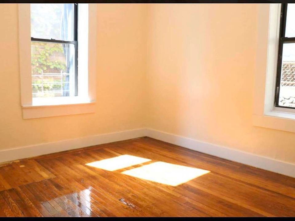 2nd image of 436 New York Ave #A6